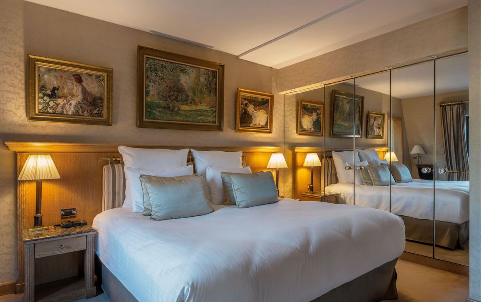 Bedroom Photo