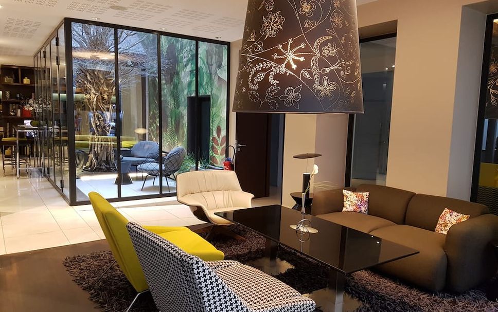 Lounge Photo