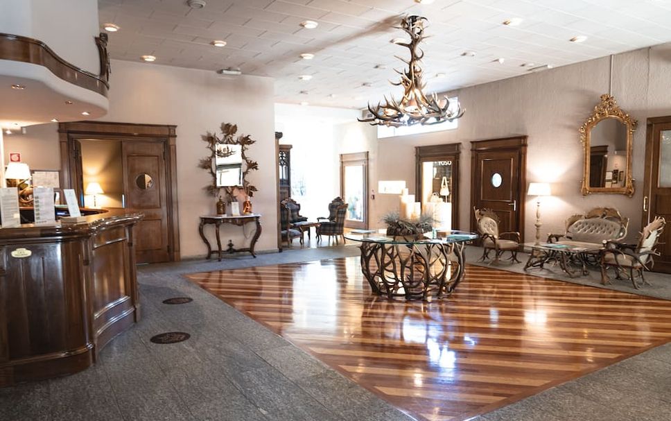 Lobby Photo