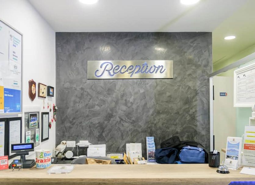 Front desk Photo