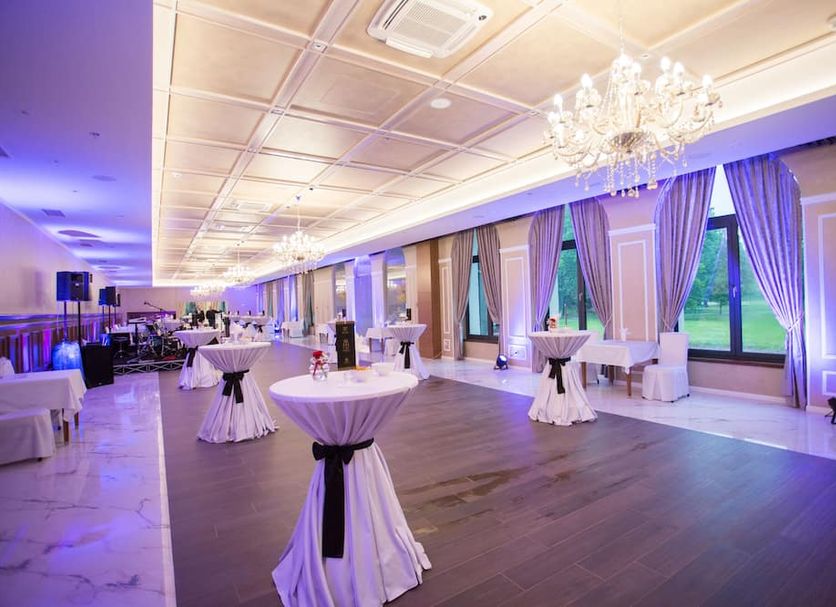 Banquet hall Photo