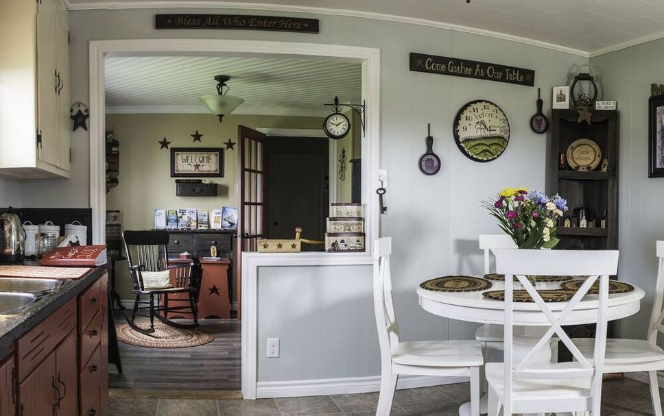 Dining room Photo