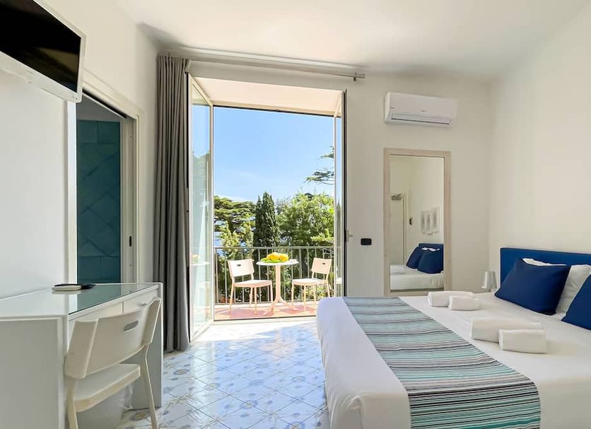Bedroom Photo