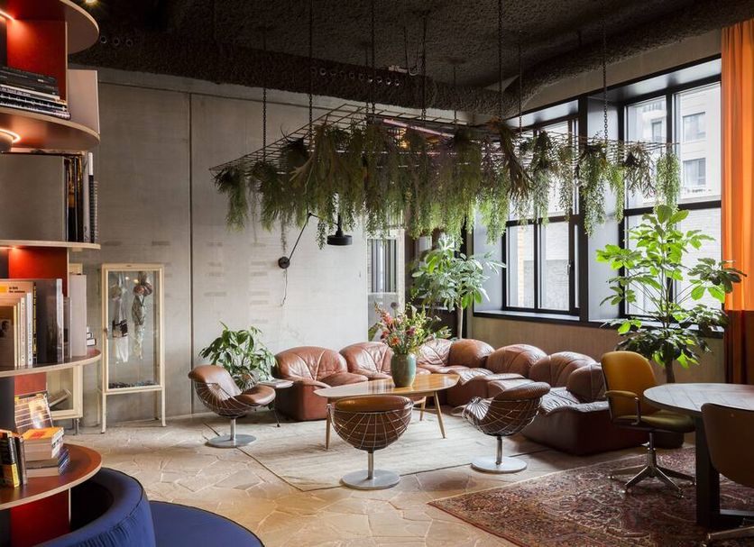 Lounge Photo