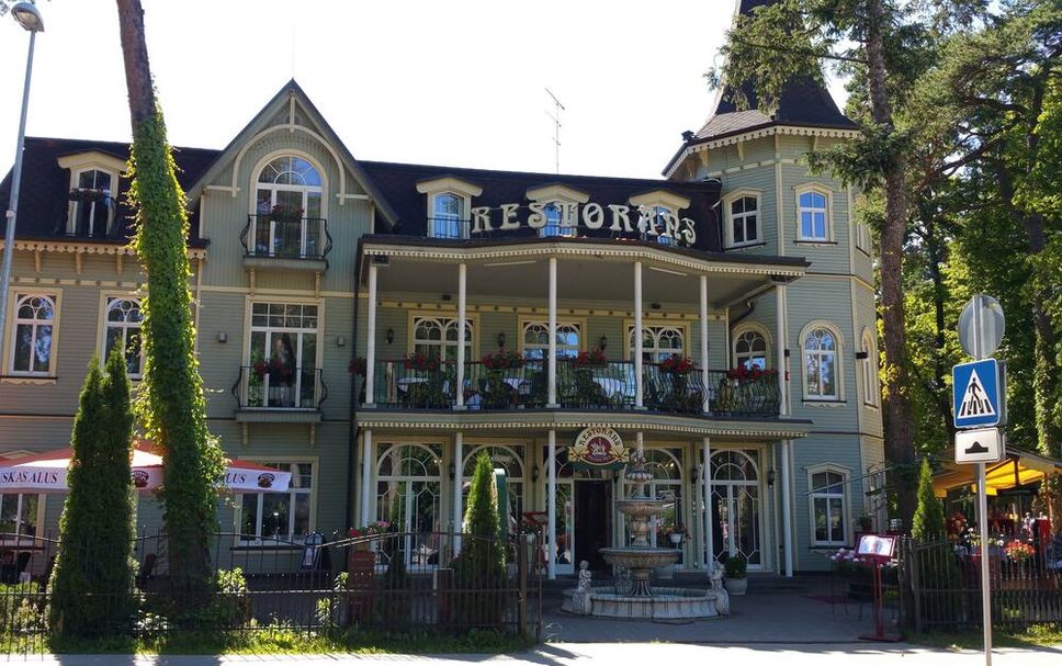 Building Photo