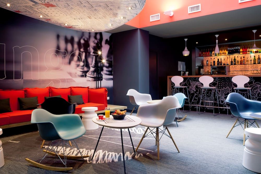 Lounge Photo