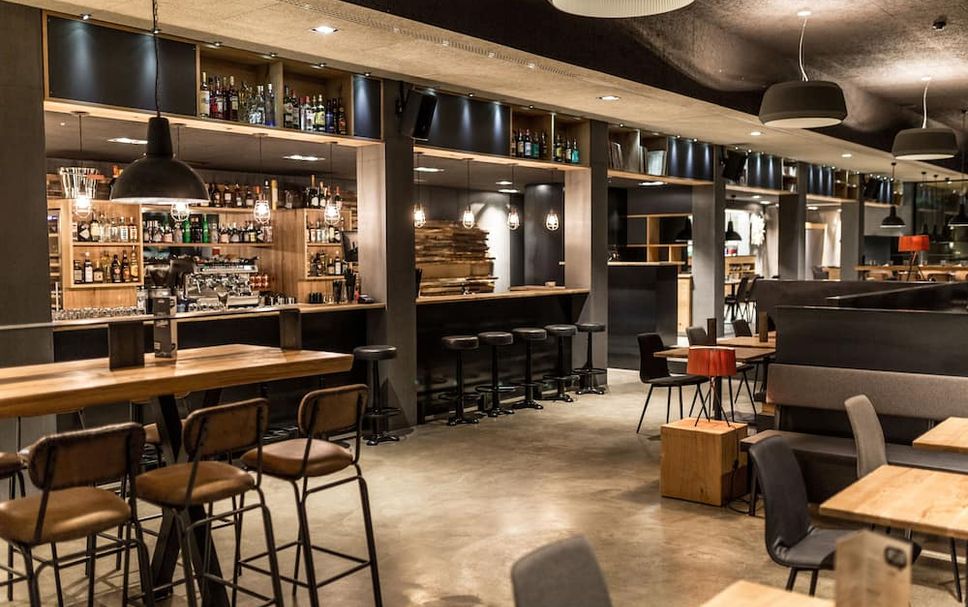 Bar Photo
