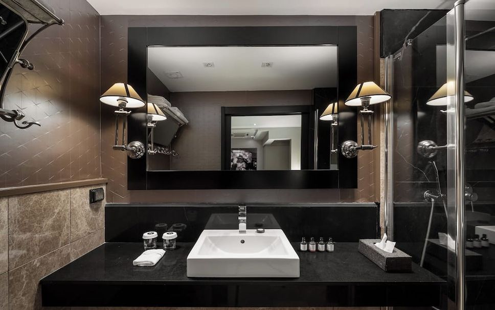 Bathroom Photo