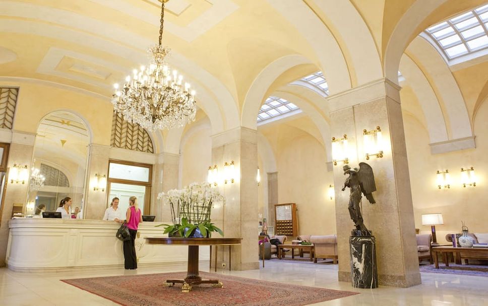 Lobby Photo
