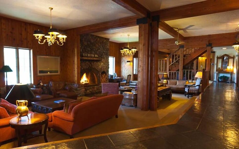 Lounge Photo