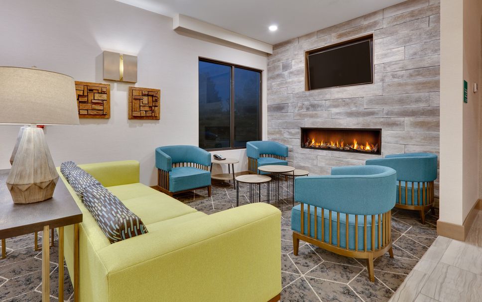 Lounge Photo