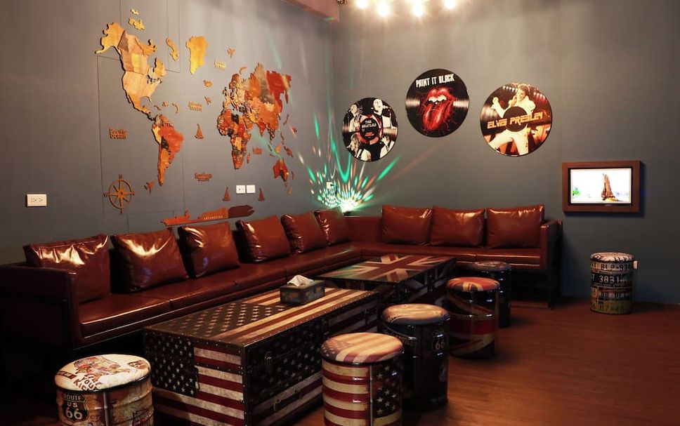 Lounge Photo