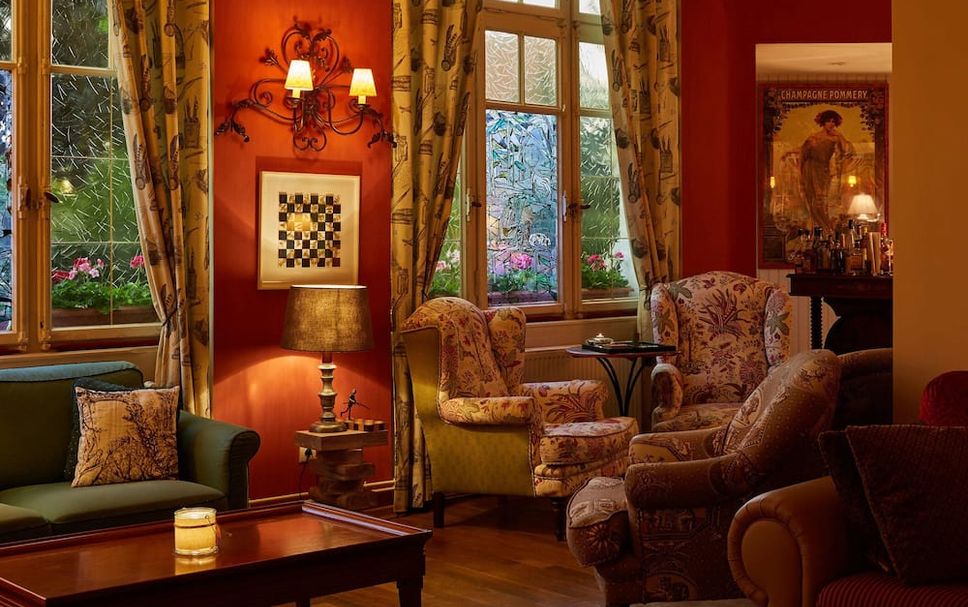 Lounge Photo