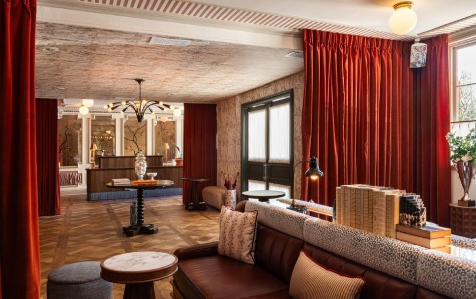 Lounge Photo