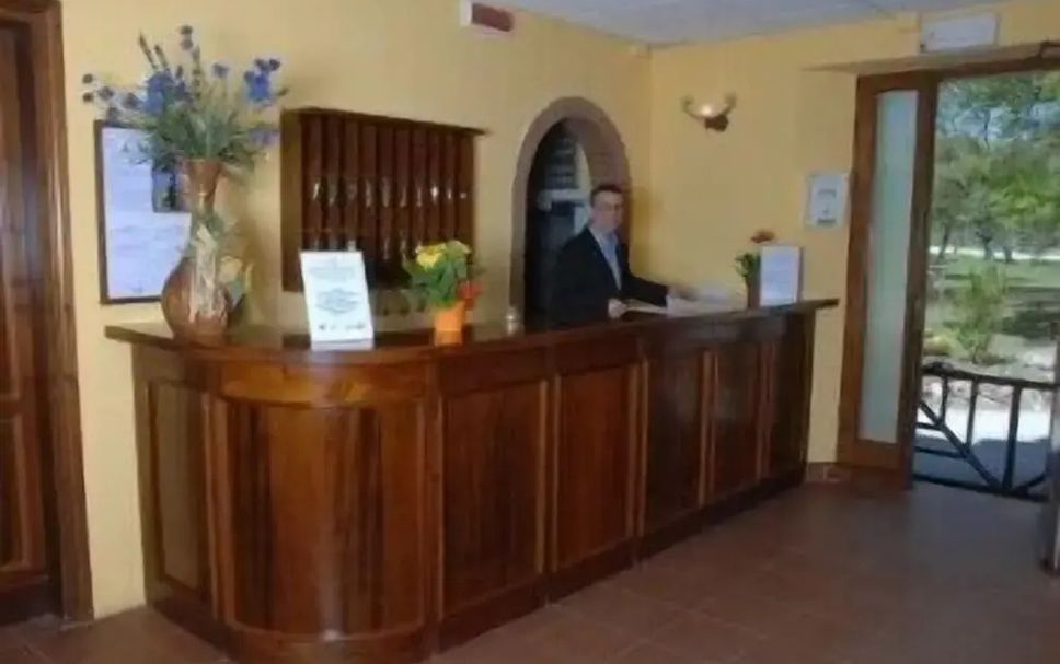 Front desk Photo