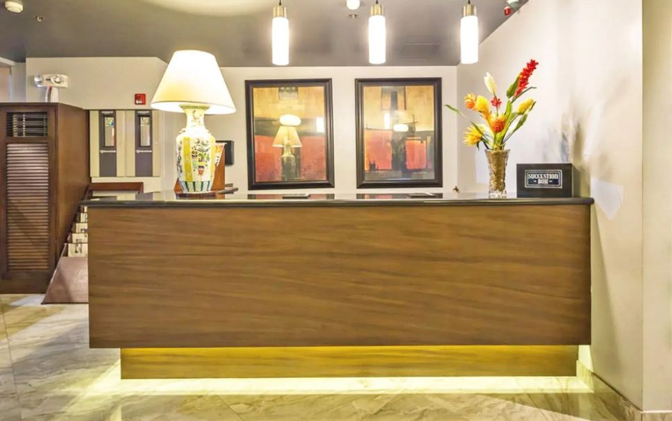Front desk Photo