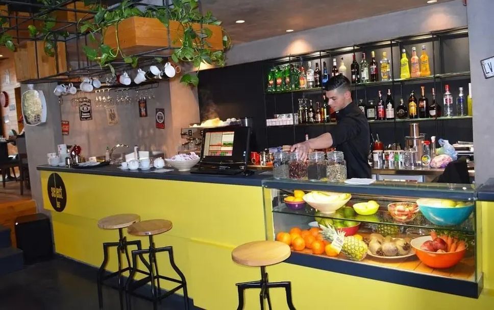 Bar Photo