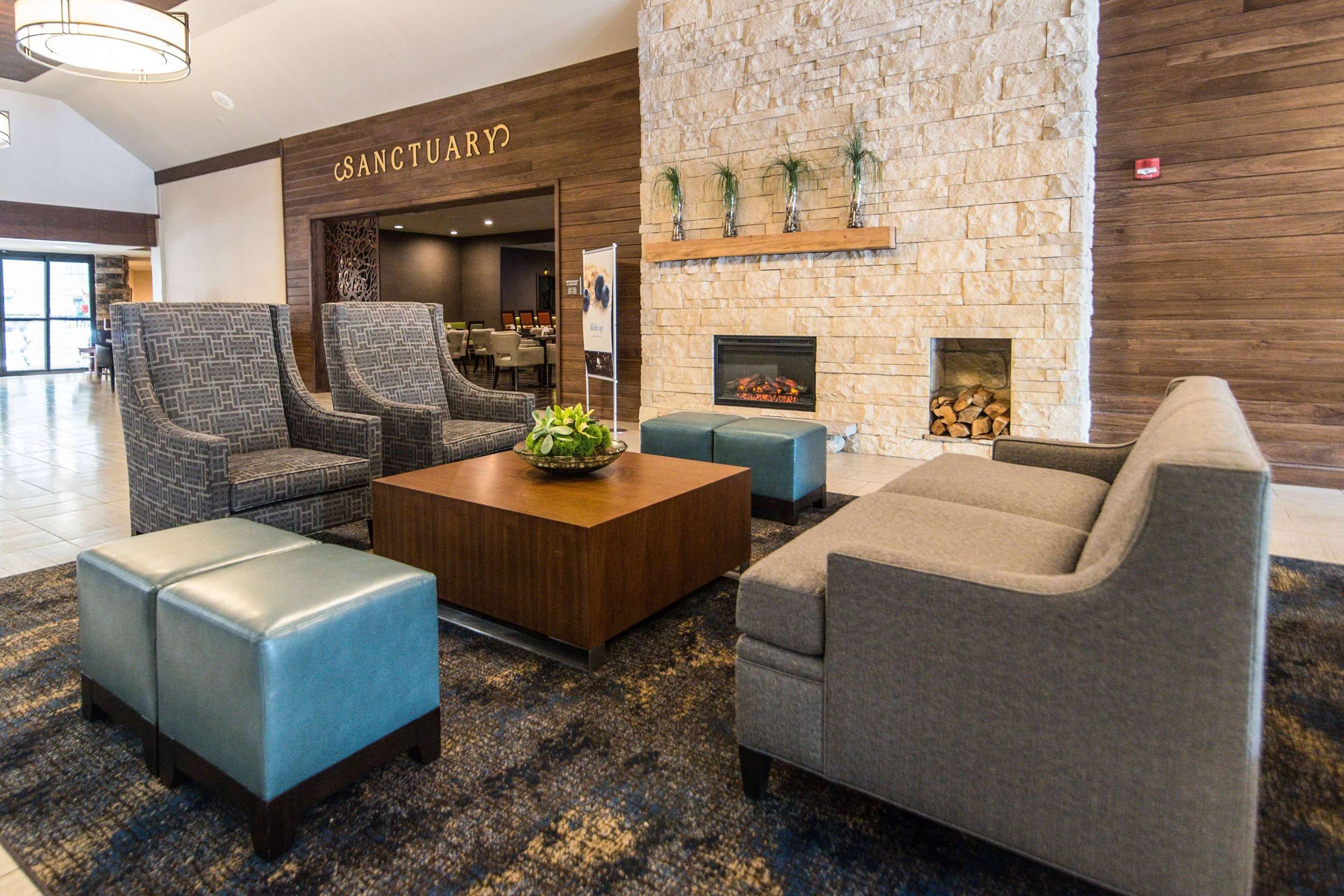Lounge Photo
