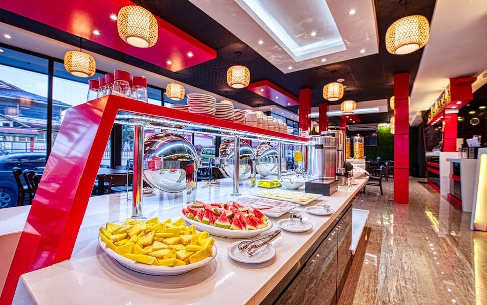 Buffet Photo
