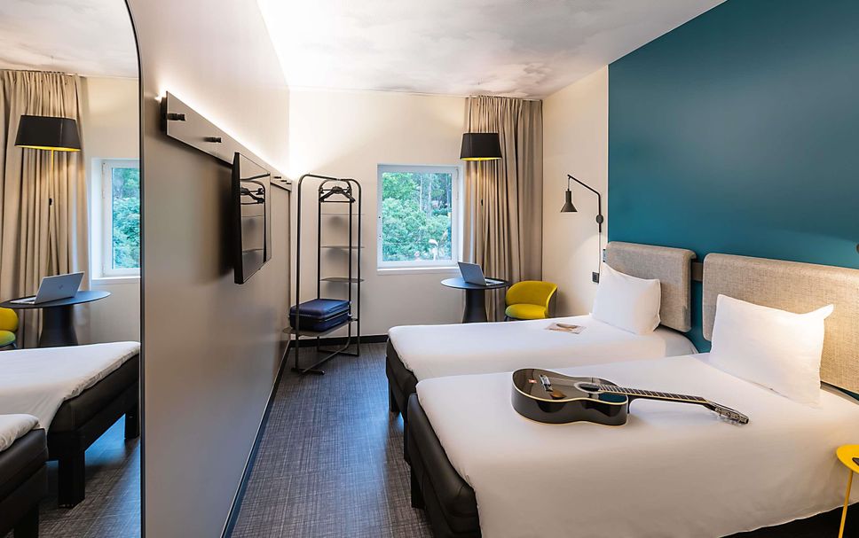 Bedroom Photo