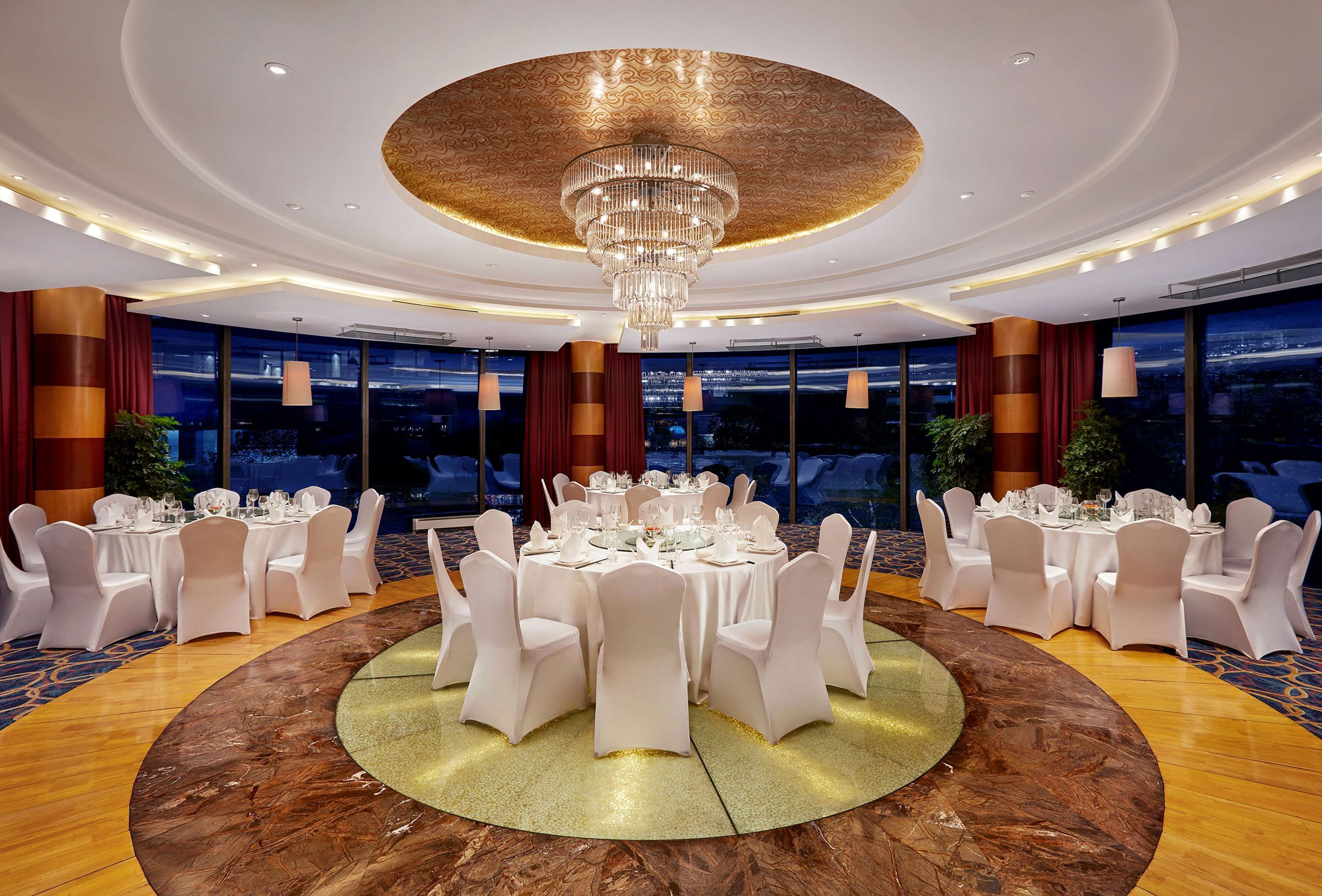 Banquet hall