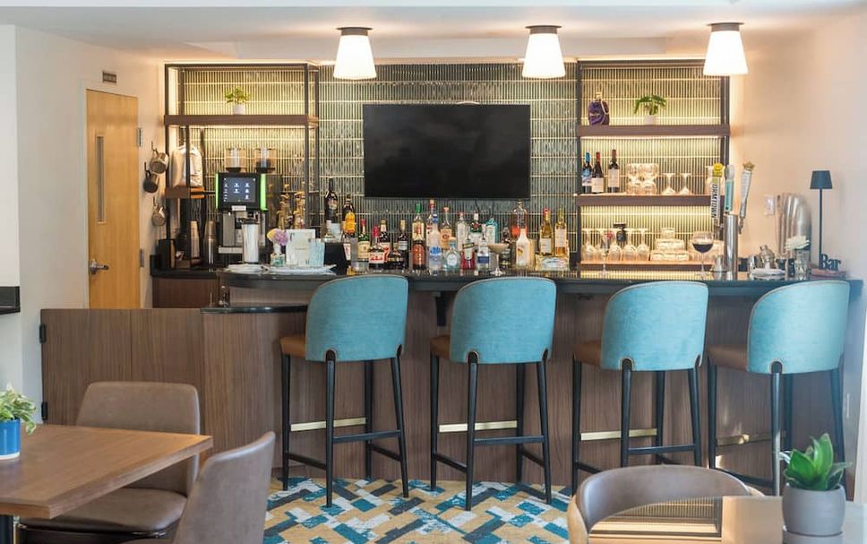 Bar Photo