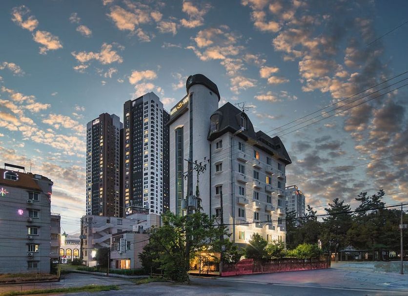 Building Photo