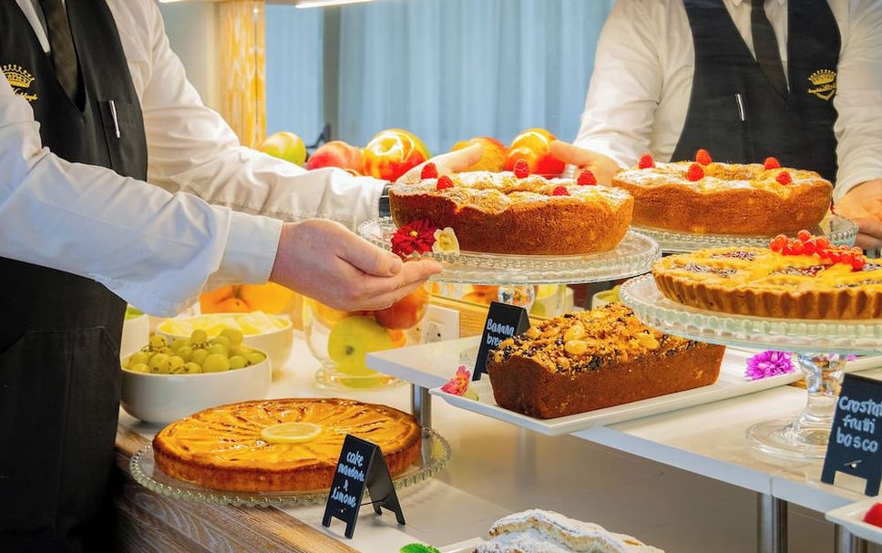 Buffet Photo