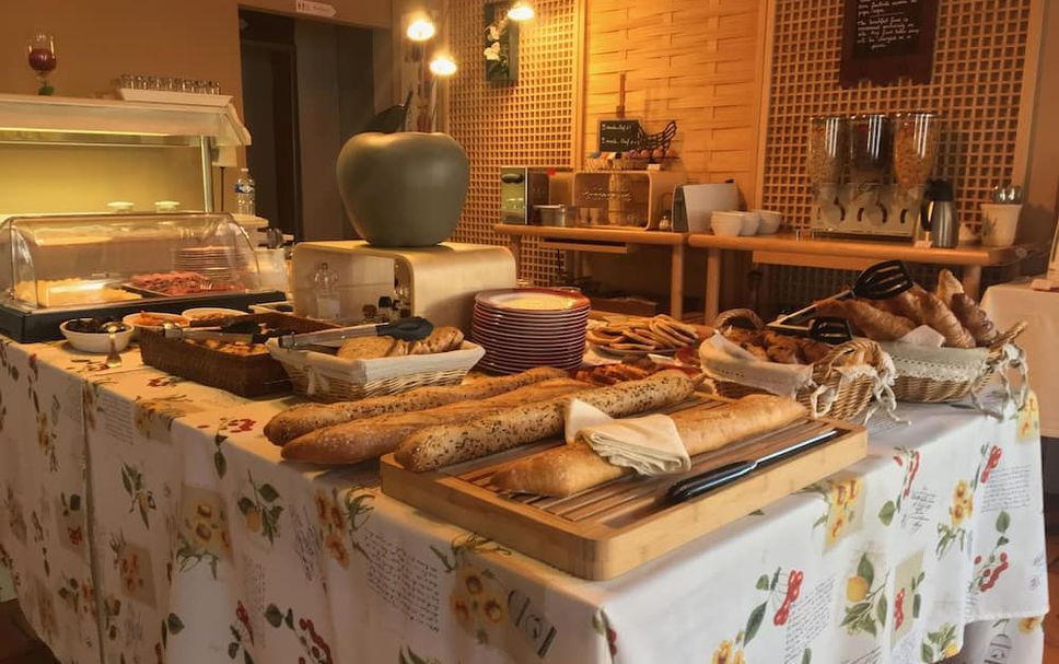 Buffet Photo