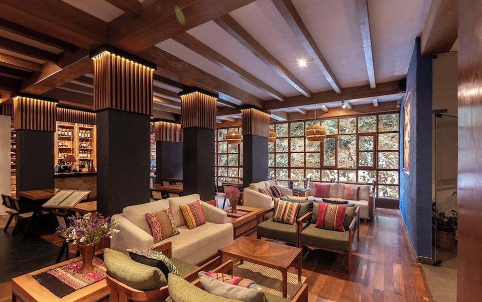 Lounge Photo