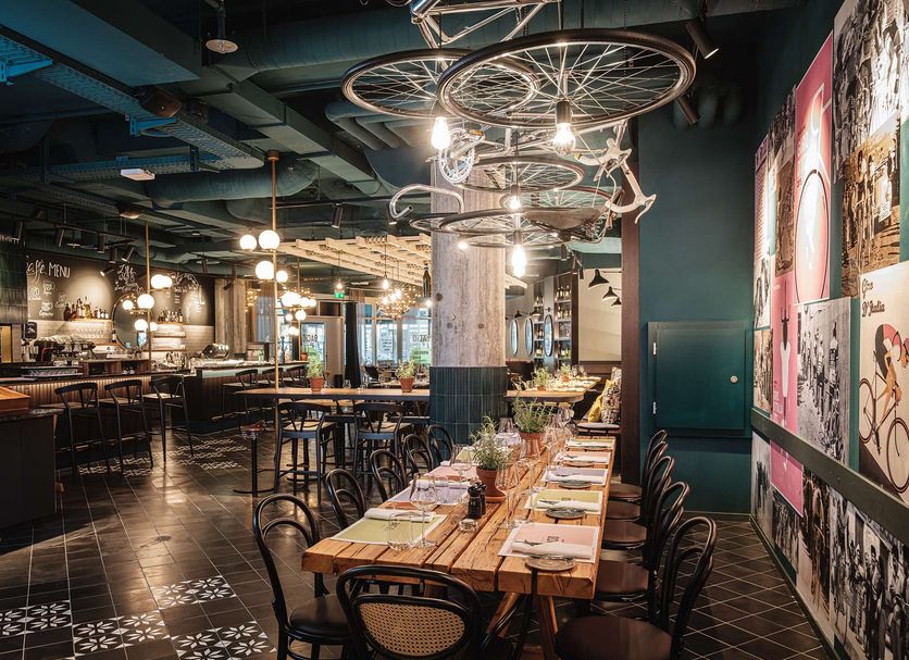 Restaurant Photo