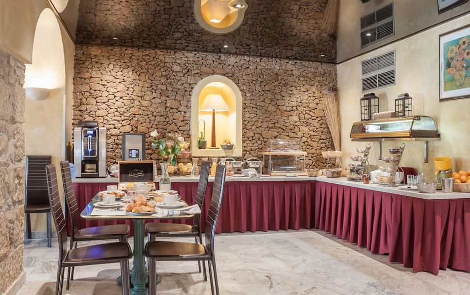 Buffet Photo