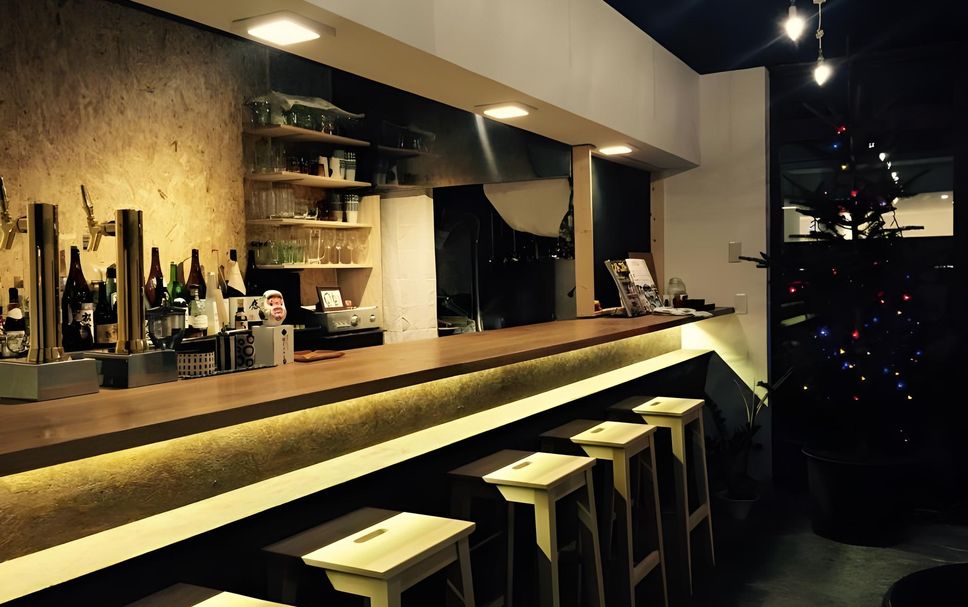 Bar Photo
