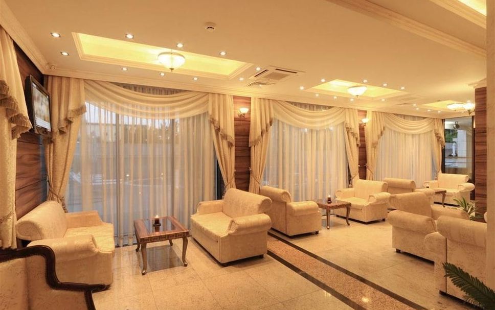 Lounge Photo