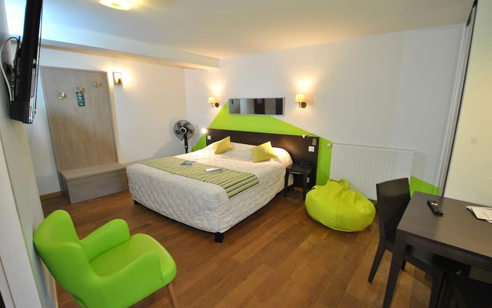 Bedroom Photo