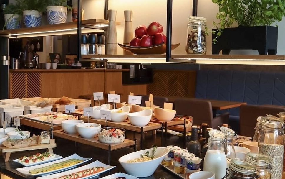 Buffet Photo