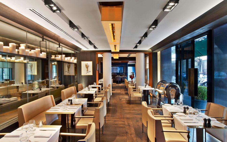 Restaurant Photo