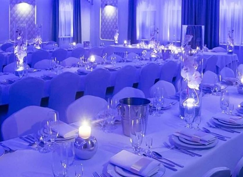Banquet hall Photo