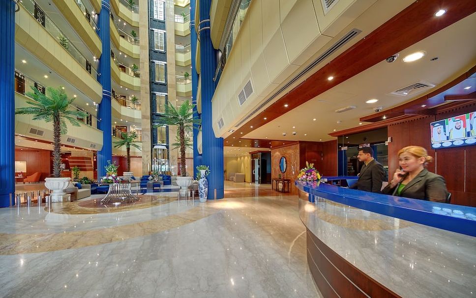 Front desk Photo