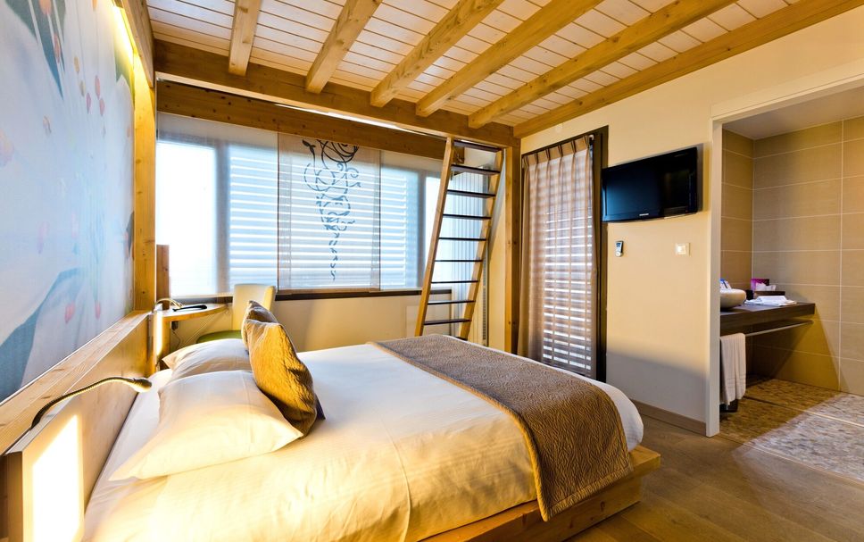 Bedroom Photo