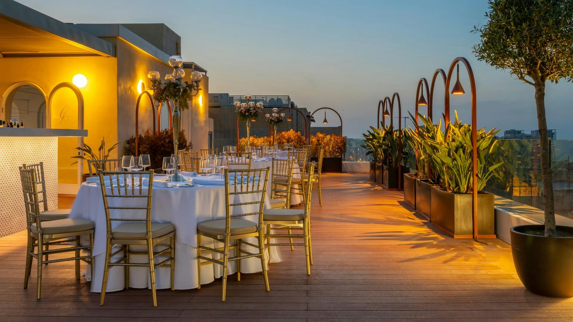 Banquet hall