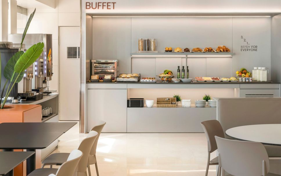 Buffet Photo