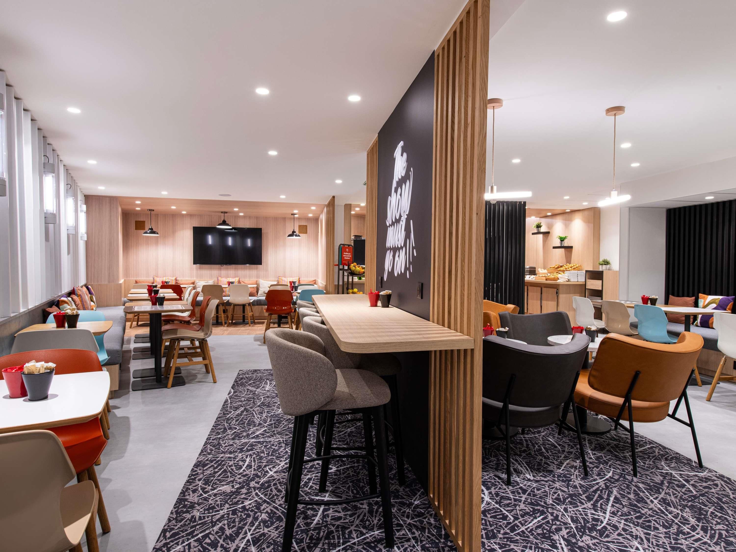 Dining room Photo