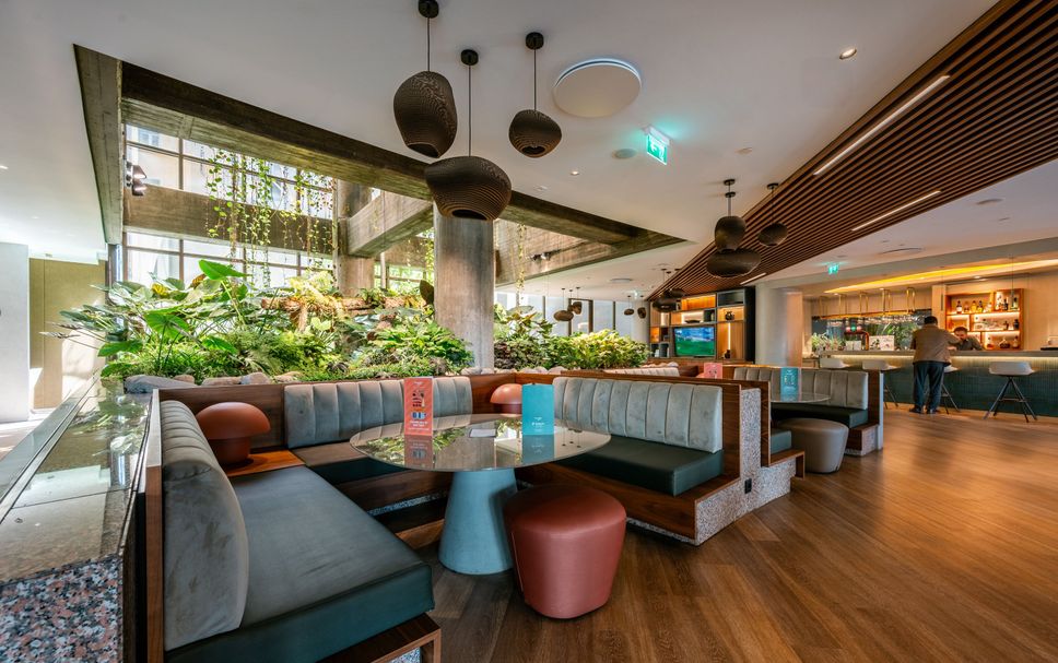 Bar Photo