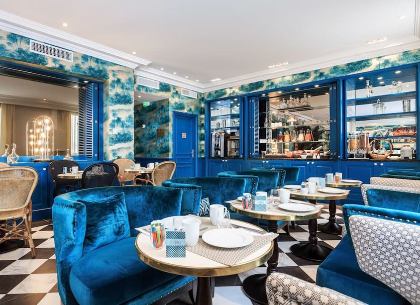 Restaurant Photo
