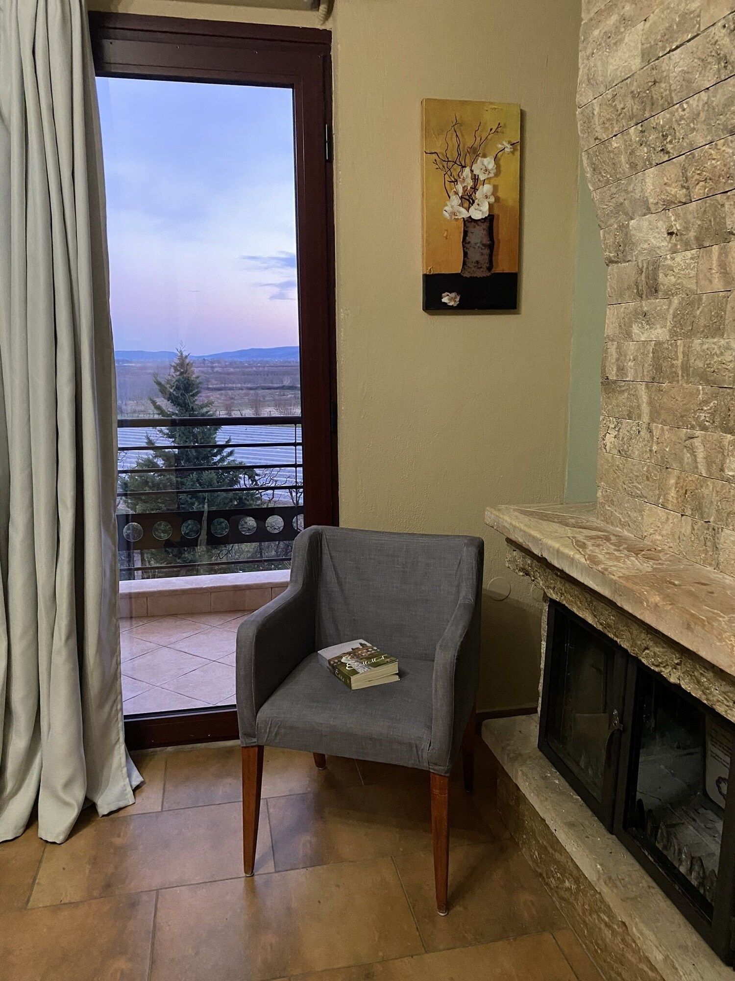 Room amenity