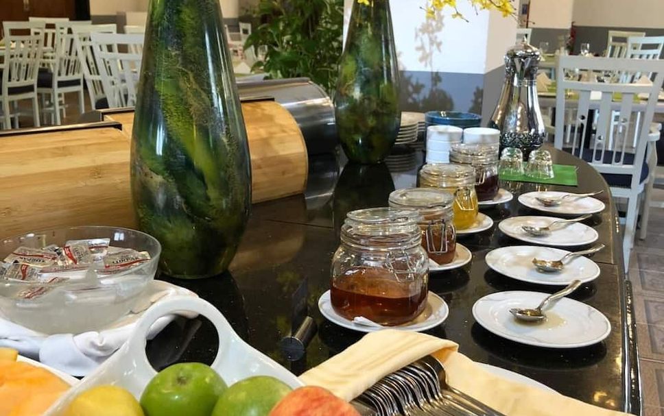 Buffet Photo