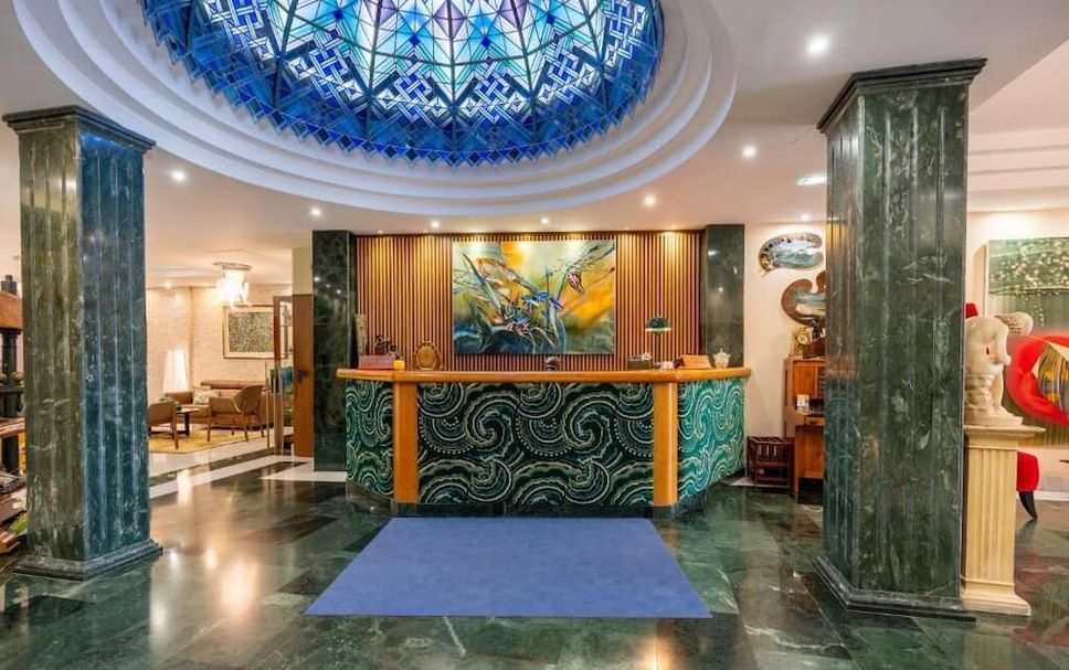 Lobby Photo
