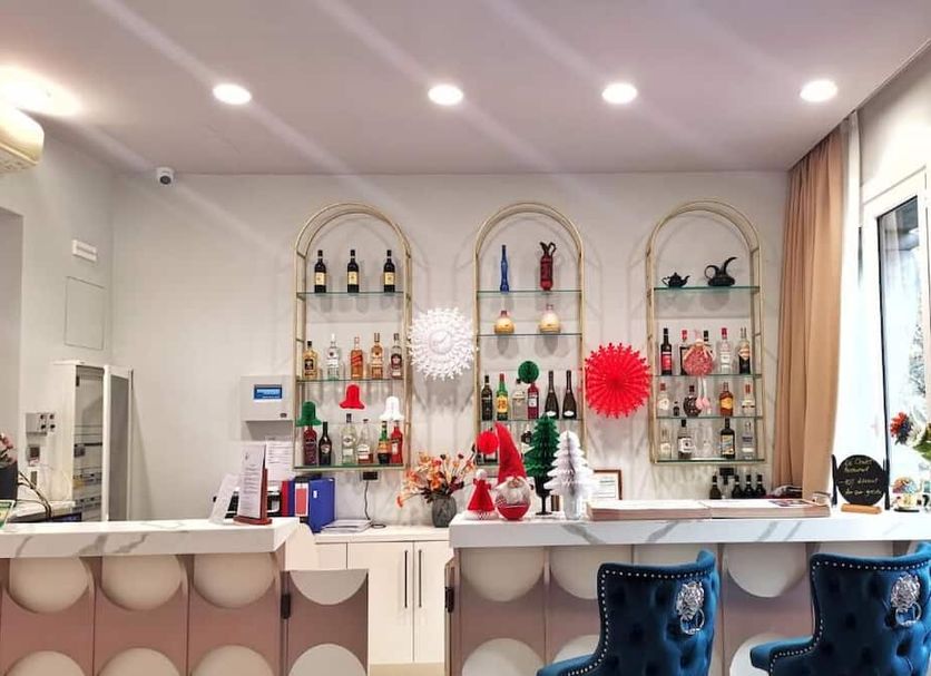 Bar Photo