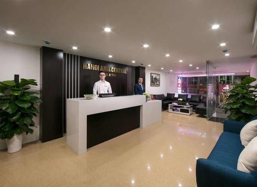 Front desk Photo